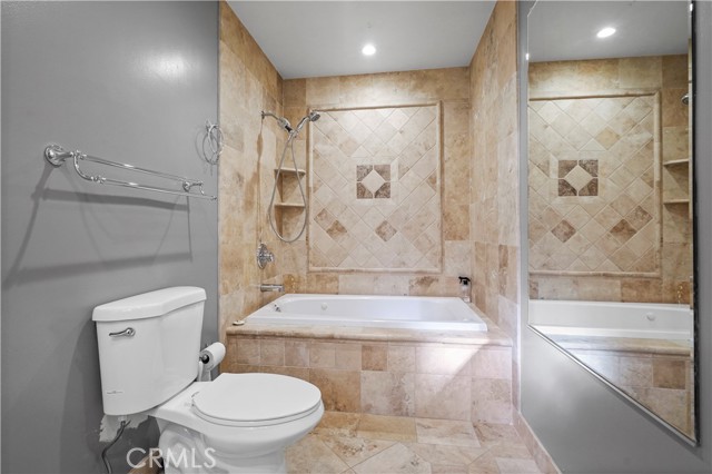22550 Flamingo Street, Woodland Hills CA: https://media.crmls.org/medias/8461cbea-8d50-4f54-bae1-83e4407d514f.jpg