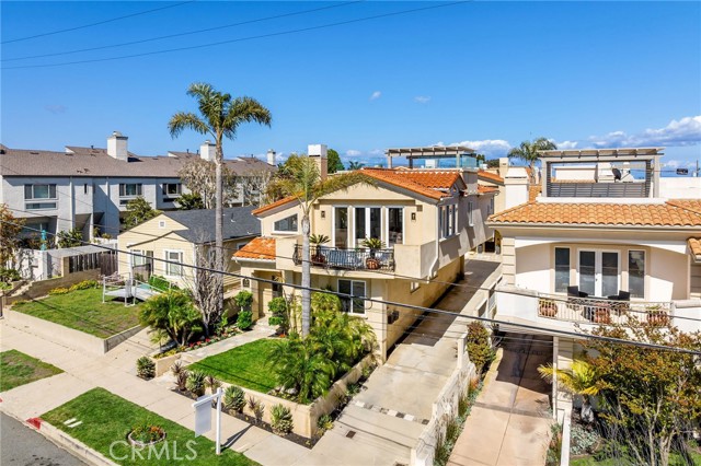 220 S Juanita Avenue, Redondo Beach, California 90277, 4 Bedrooms Bedrooms, ,2 BathroomsBathrooms,Residential,Sold,S Juanita Avenue,SB23063557