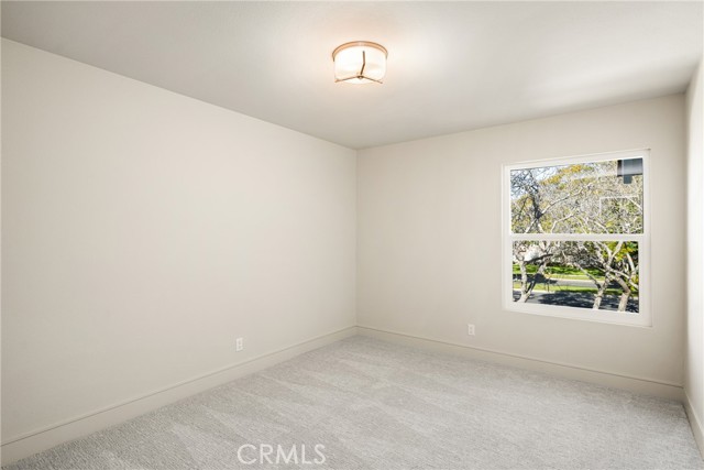 11 Thunder Trail, Irvine CA: https://media.crmls.org/medias/8464a250-0b42-4b18-9c61-ecd989d5f068.jpg