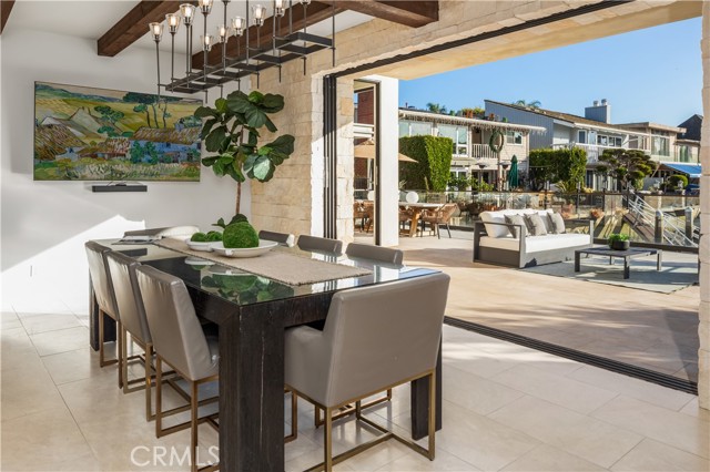 Detail Gallery Image 13 of 47 For 4072 Morning Star, Huntington Beach,  CA 92649 - 4 Beds | 4 Baths