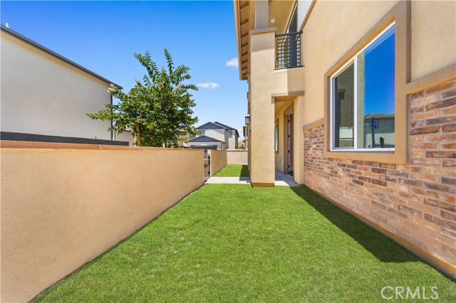 129 Great Park Blvd, Irvine CA: https://media.crmls.org/medias/8464b522-e9a1-4d49-9c3f-87dbdd4893bb.jpg