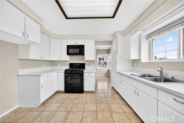 Detail Gallery Image 18 of 35 For 1500 W 96th, Los Angeles,  CA 90047 - 2 Beds | 2 Baths