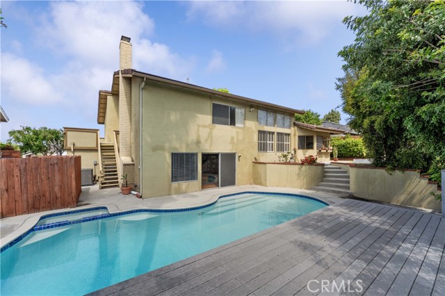 Detail Gallery Image 30 of 39 For 2116 via Caliente, Fullerton,  CA 92833 - 5 Beds | 3 Baths
