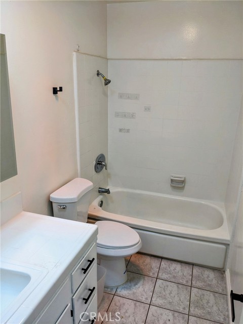 Detail Gallery Image 6 of 20 For 2758 Orange Ave #16,  Torrance,  CA 90501 - 3 Beds | 2 Baths