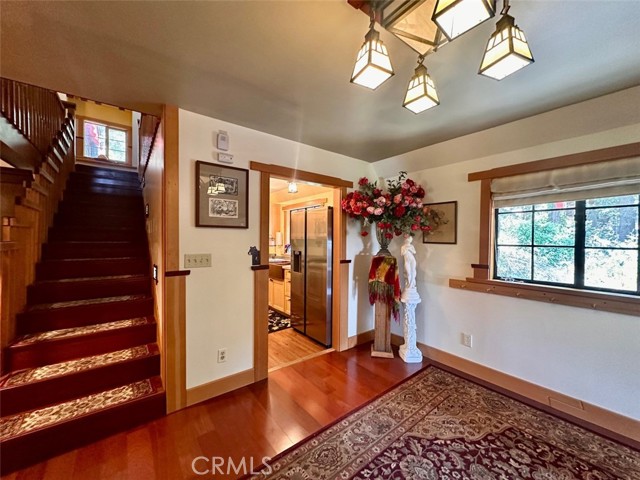 39722 Valley Of The Falls Drive, Forest Falls CA: https://media.crmls.org/medias/84657dd6-7cf3-4c93-ad39-4848f12ae437.jpg