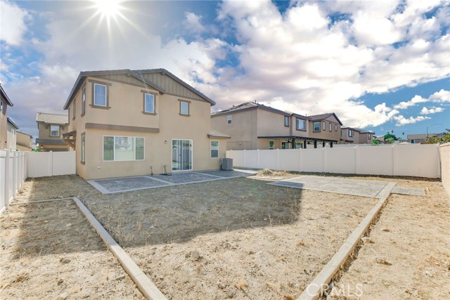 Detail Gallery Image 30 of 33 For 2526 Gunner Ridge, Rialto,  CA 92377 - 3 Beds | 2/1 Baths