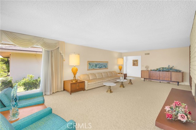 18132 James Road, Villa Park CA: https://media.crmls.org/medias/84674cf5-f669-44b5-bdb7-30185cab658a.jpg