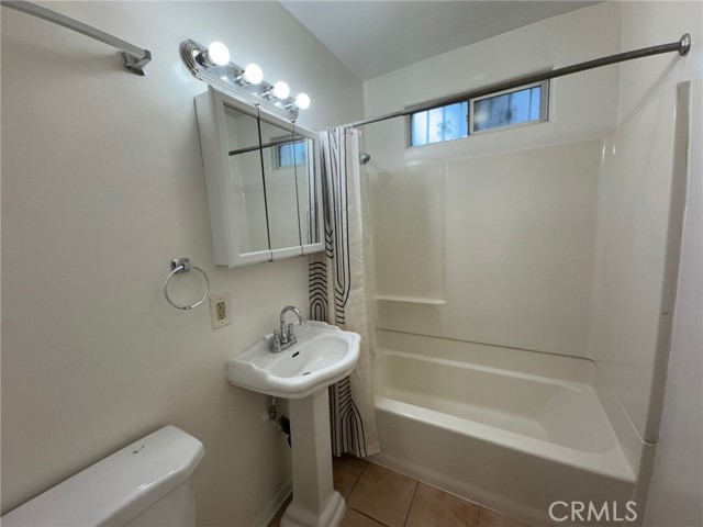 Detail Gallery Image 14 of 14 For 1372 W 36th St, Los Angeles,  CA 90007 - 1 Beds | 1 Baths