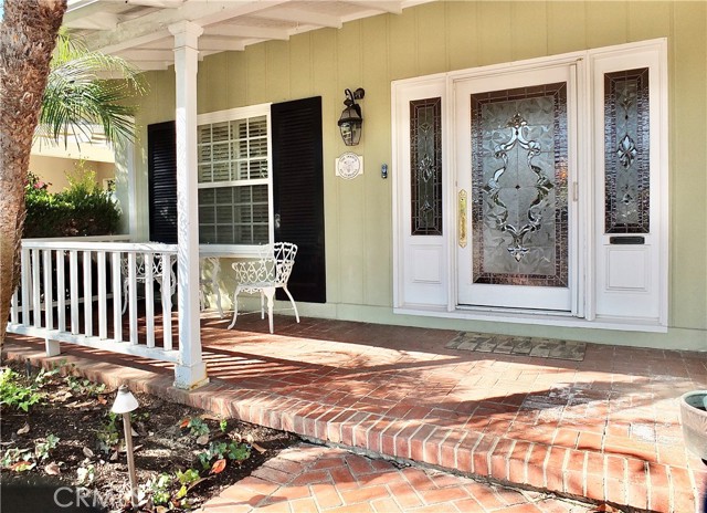 833 Terraine Avenue, Long Beach CA: https://media.crmls.org/medias/8467d069-63d4-4e37-88a8-4b0f520b6fdf.jpg