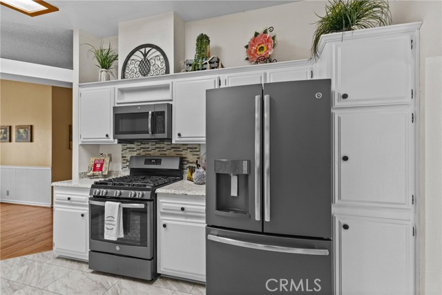 Detail Gallery Image 13 of 46 For 2526 Peach Tree, Hemet,  CA 92545 - 2 Beds | 2 Baths