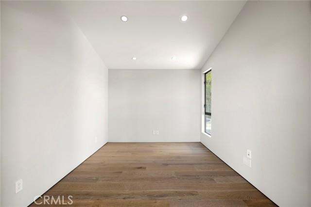 Detail Gallery Image 18 of 35 For 9336 Lloydcrest Dr, Beverly Hills,  CA 90210 - 3 Beds | 2 Baths