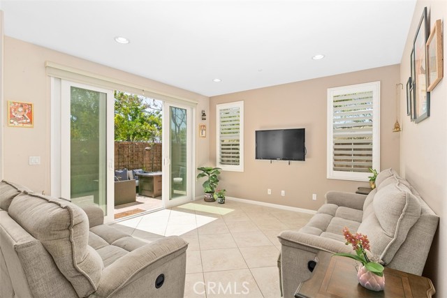 Detail Gallery Image 3 of 39 For 2950 E Santa Fe Rd, Brea,  CA 92821 - 4 Beds | 3 Baths