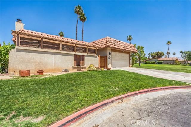 Detail Gallery Image 2 of 25 For 75250 Vista Huerto, Palm Desert,  CA 92211 - 3 Beds | 2 Baths