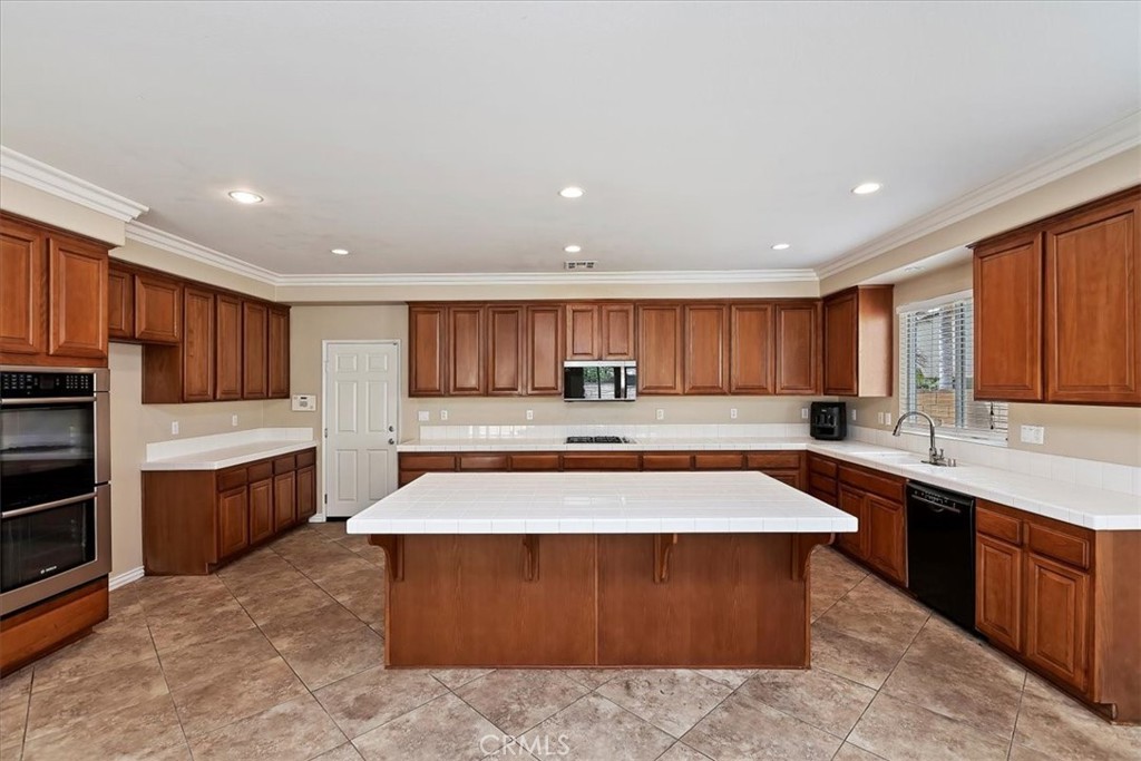 MLS #OC25117971 img 20