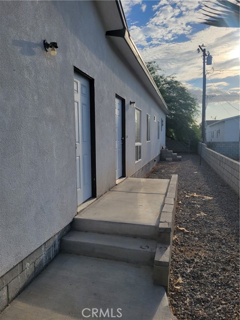 6446 Palm View Avenue, 29 Palms CA: https://media.crmls.org/medias/846bdee9-26f3-4cea-86e5-e9dceccd02ac.jpg