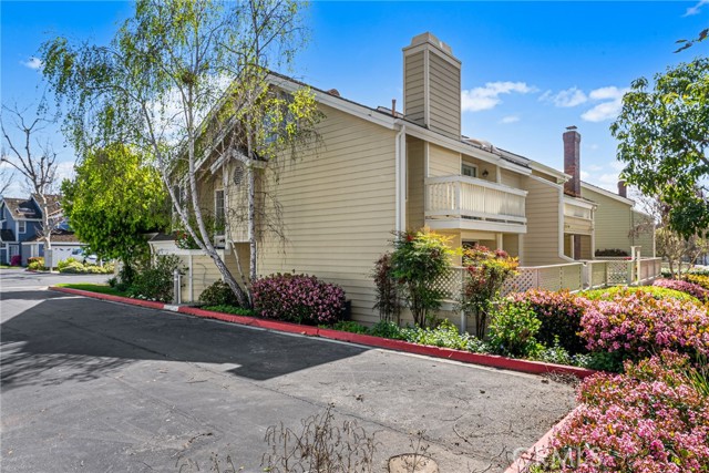 431 Cranston Court, Long Beach CA: https://media.crmls.org/medias/846bf18a-ebe2-4ad1-b1ec-134e374fc468.jpg