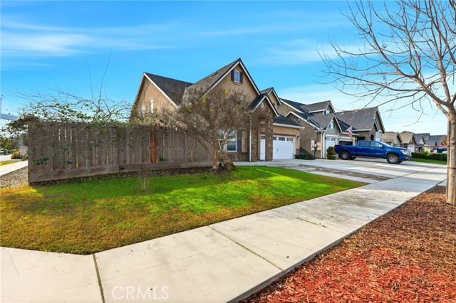 Detail Gallery Image 3 of 57 For 3725 W Clinton, Visalia,  CA 93291 - 4 Beds | 2/1 Baths