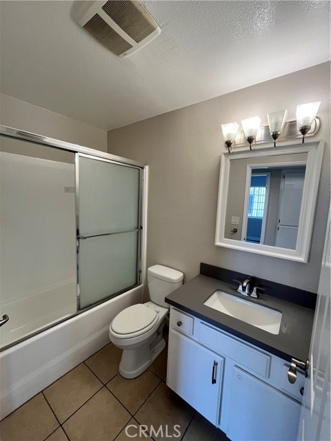 Detail Gallery Image 19 of 24 For 625 E Palm Ave #201,  Burbank,  CA 91501 - 2 Beds | 2 Baths