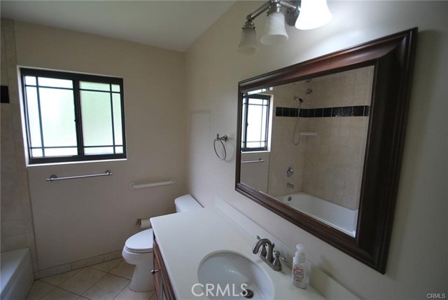 Detail Gallery Image 13 of 36 For 3603 Castle Rock Rd, Diamond Bar,  CA 91765 - 4 Beds | 2 Baths