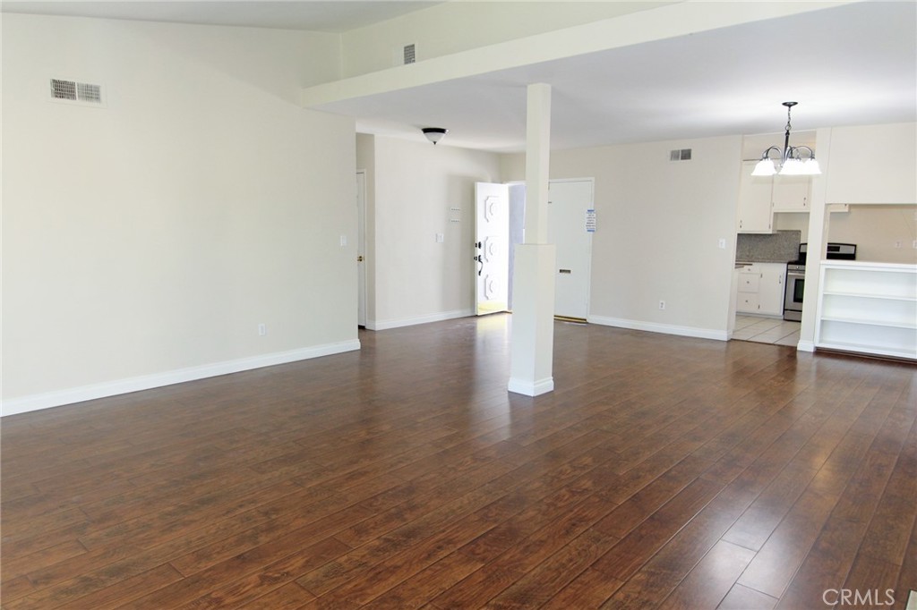 MLS #SR25251094 image #10