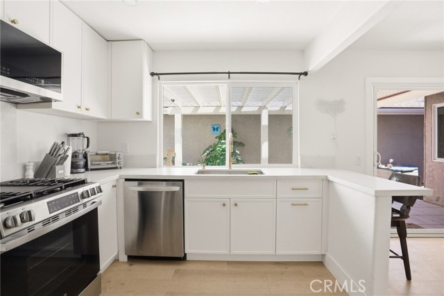 Detail Gallery Image 12 of 25 For 1635 Carmel Circle West, Upland,  CA 91784 - 2 Beds | 2 Baths