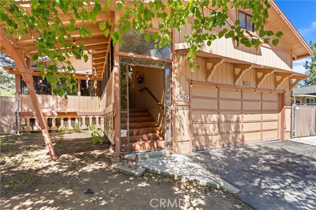 Detail Gallery Image 3 of 28 For 329 Downey Dr, Big Bear City,  CA 92314 - 3 Beds | 1 Baths