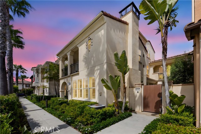 8356 Noelle Drive, Huntington Beach CA: https://media.crmls.org/medias/846f5543-196e-4a3f-9a4e-dcf6c7862df1.jpg