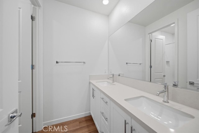 Detail Gallery Image 22 of 44 For 4868 Arroyo Run, Moorpark,  CA 93021 - 4 Beds | 3 Baths