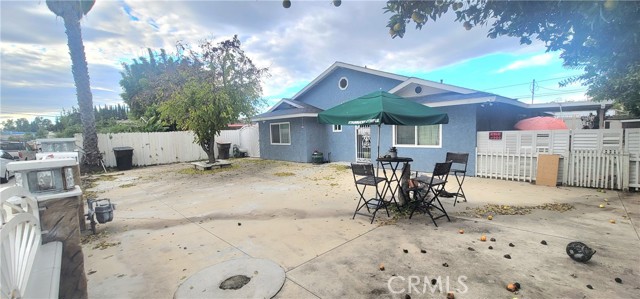 Detail Gallery Image 3 of 41 For 10181 Larson Ave, Garden Grove,  CA 92843 - 4 Beds | 4 Baths