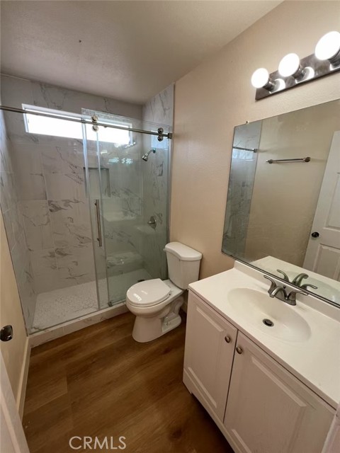 Detail Gallery Image 4 of 10 For 457 W 13th St #1,  San Pedro,  CA 90731 - 3 Beds | 2/1 Baths