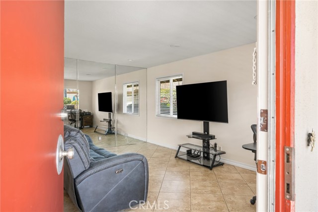 Detail Gallery Image 6 of 29 For 1816 E Commonwealth Ave #102,  Fullerton,  CA 92831 - 2 Beds | 2 Baths