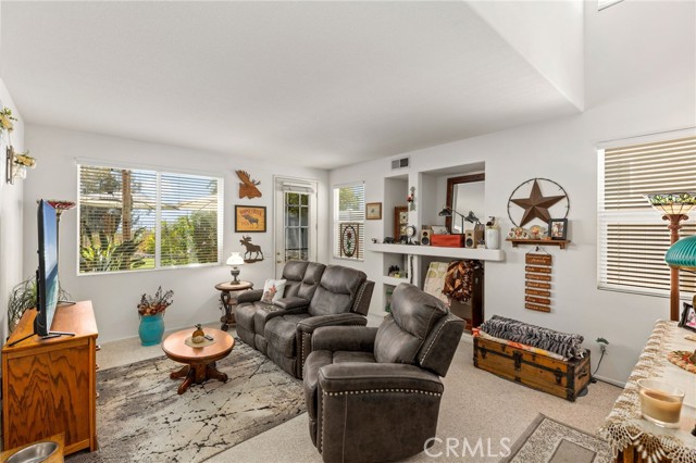 Image 13 of 32 For 39872 Hillsboro