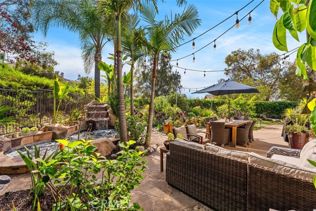 Image 33 of 58 For 65 Castletree