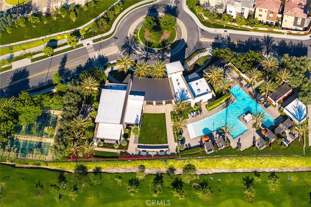https://media.crmls.org/medias/84717138-8f22-4091-b9d4-42f73390247f.jpg?preset=X-Large