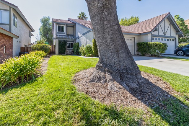 Detail Gallery Image 9 of 44 For 28973 Sam Pl, Canyon Country,  CA 91387 - 4 Beds | 3 Baths