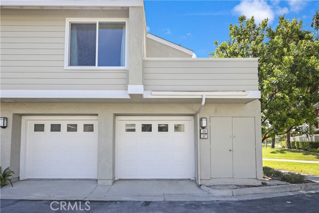 309 Deerfield, Irvine CA: https://media.crmls.org/medias/8471b237-7575-4f5d-8162-5c9c0a1f1c0b.jpg