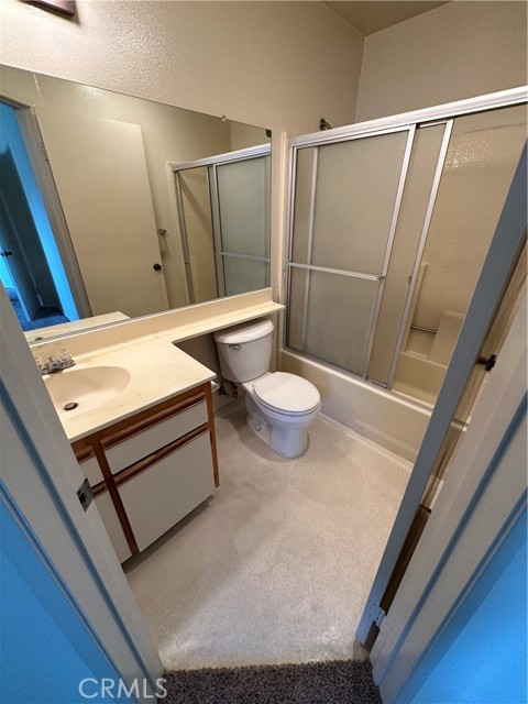 420 Milford Street, Glendale CA: https://media.crmls.org/medias/8471c225-6738-4759-a48a-223aca12c3e4.jpg