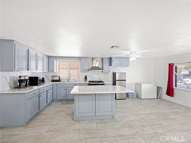 Detail Gallery Image 5 of 22 For 20683 Waalew Rd #B23,  Apple Valley,  CA 92307 - 2 Beds | 2 Baths