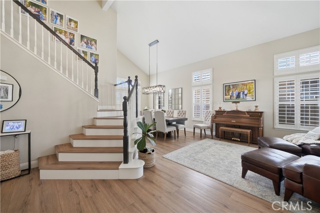 Detail Gallery Image 5 of 51 For 32203 Corte Carmela, Temecula,  CA 92592 - 5 Beds | 3 Baths