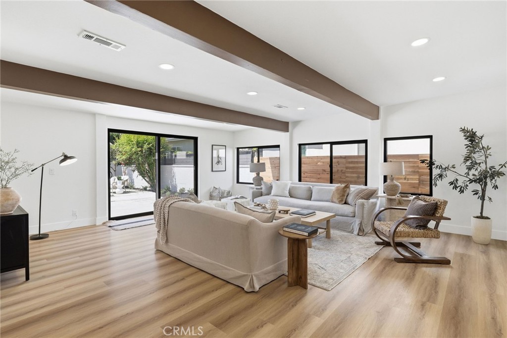 MLS #OC26076476 image #11