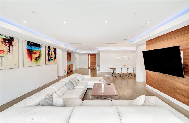 5622 Katherine, Sherman Oaks CA: https://media.crmls.org/medias/8472dc98-b820-496b-b10a-250ce9fd4f49.jpg