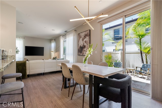 Detail Gallery Image 13 of 55 For 12017 Rock Creek Ct, Hawthorne,  CA 90250 - 4 Beds | 2/1 Baths
