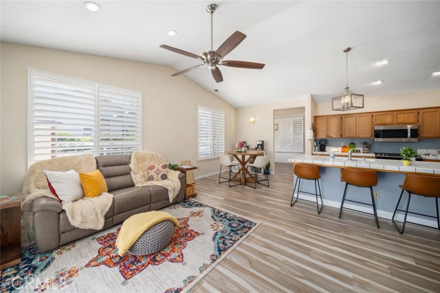 1730 Sandalwood Lane, Templeton CA: https://media.crmls.org/medias/8473b374-098a-4223-91e0-77333696ff14.jpg