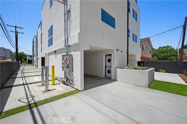 Detail Gallery Image 17 of 74 For 5218 Auckland Ave, Toluca Lake,  CA 91601 - – Beds | – Baths