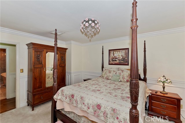 Detail Gallery Image 31 of 49 For 43035 Encino Rd, Big Bear Lake,  CA 92315 - 4 Beds | 3 Baths