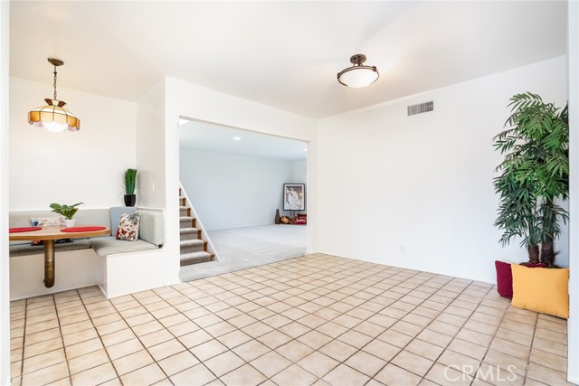 Detail Gallery Image 13 of 43 For 20642 Goshawk Ln, Huntington Beach,  CA 92646 - 5 Beds | 3 Baths