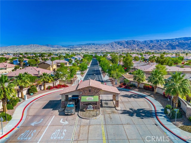 43875 Spiaggia Place, Indio CA: https://media.crmls.org/medias/847693d2-88e1-48cb-aa6f-e119076c8519.jpg