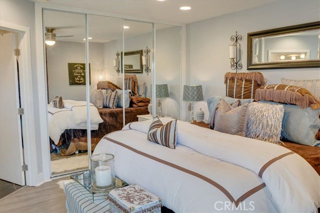 Detail Gallery Image 15 of 37 For 22346 Canyon Club, Canyon Lake,  CA 92587 - 2 Beds | 2 Baths