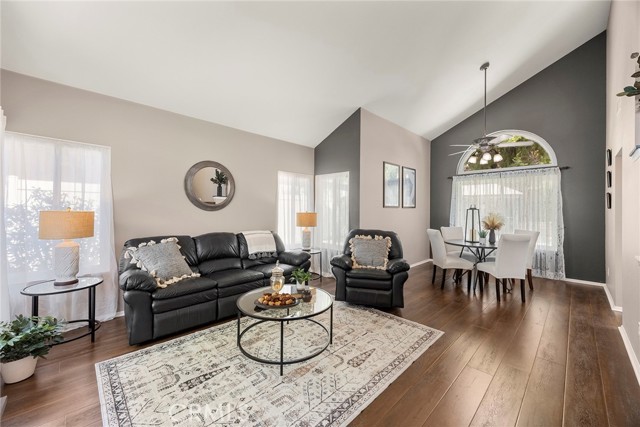 Detail Gallery Image 5 of 29 For 24498 Jacarte Dr, Murrieta,  CA 92562 - 4 Beds | 3 Baths