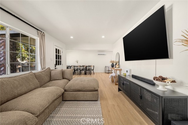 Detail Gallery Image 6 of 32 For 9134 Greenleaf Ave, Whittier,  CA 90602 - 3 Beds | 2 Baths